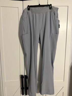 Cherokee Light Gray Scrub Pants with iFlex Badge Clip